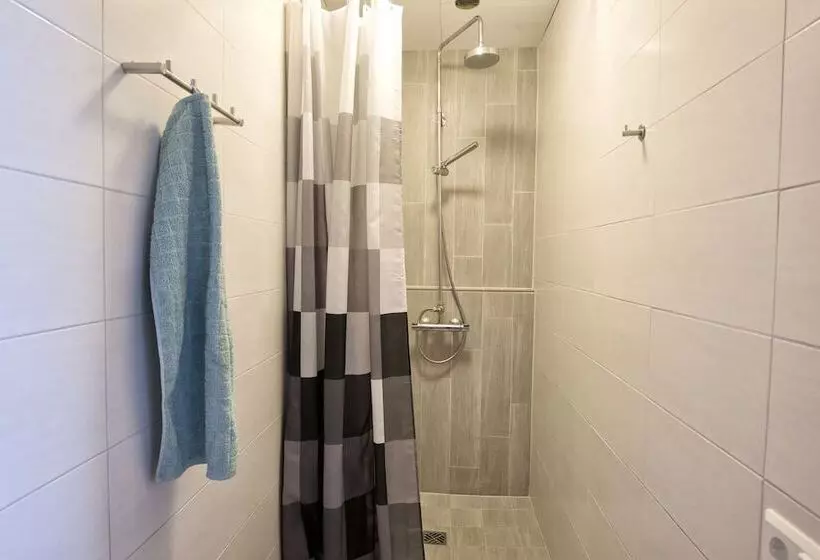 B14 Hostel
