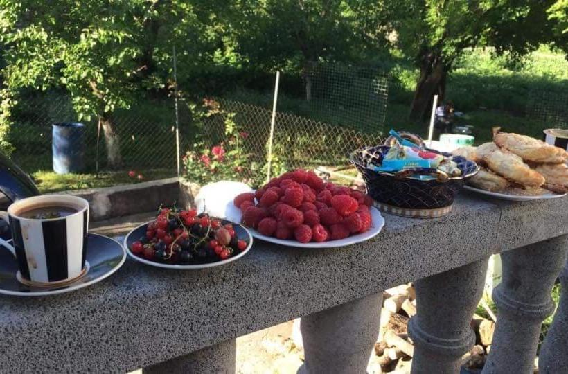 تختخواب و صبحانه Guesthouse   Ashot Shalunts