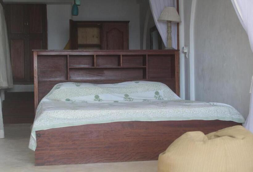 تختخواب و صبحانه Kijani