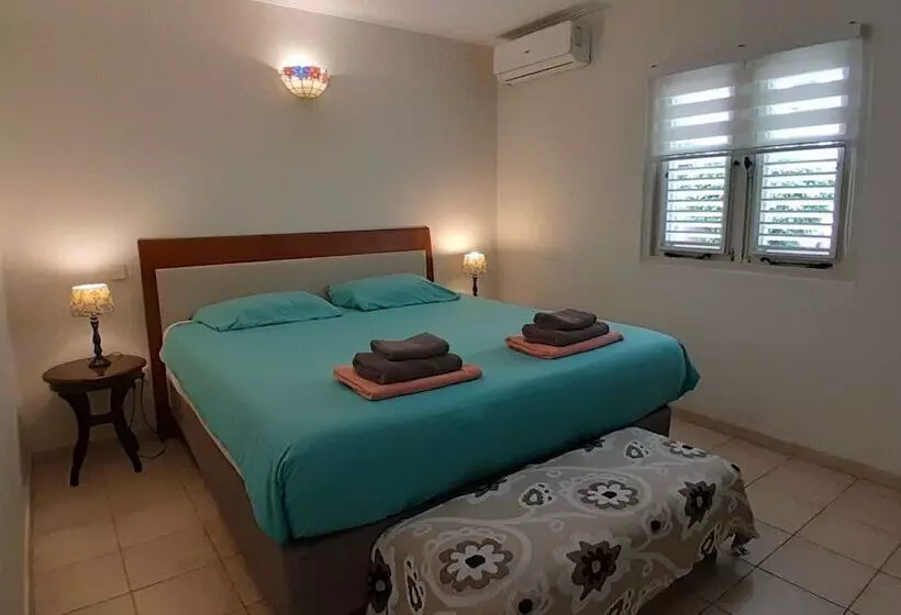تختخواب و صبحانه Landhuis Bona Vista