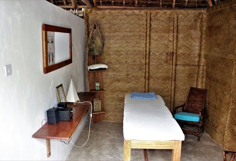 تختخواب و صبحانه Mvuvi Lodge