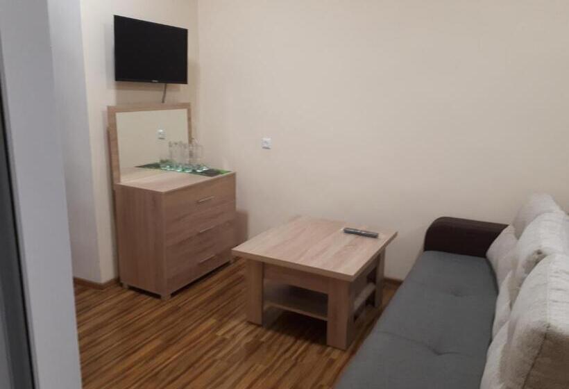 تختخواب و صبحانه Vivas