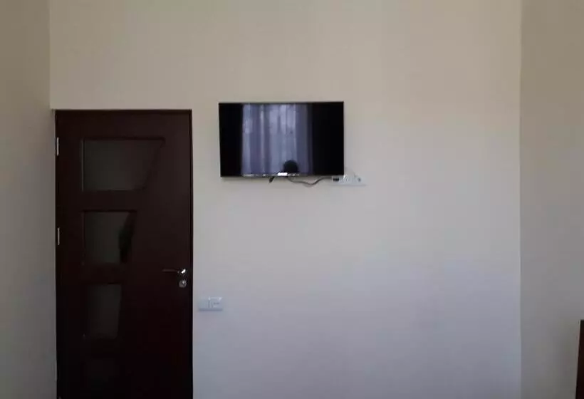 تختخواب و صبحانه Vivas