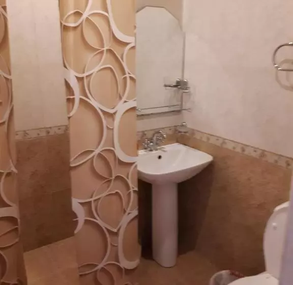 تختخواب و صبحانه Vivas