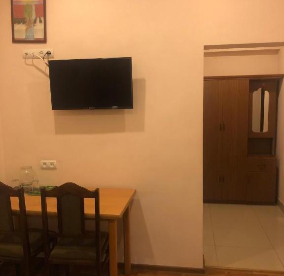 تختخواب و صبحانه Vivas