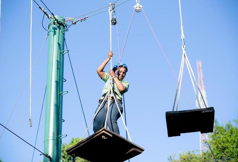 هتل Brackenhurst Conference And Retreat Centre