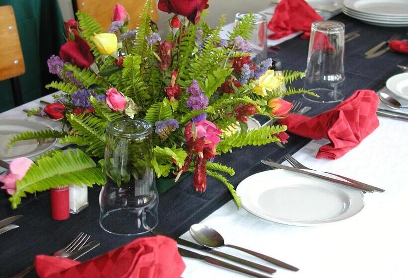 هتل Brackenhurst Conference And Retreat Centre