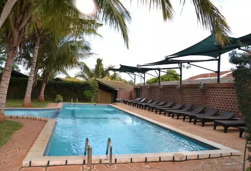 هتل Impala Safari Lodge