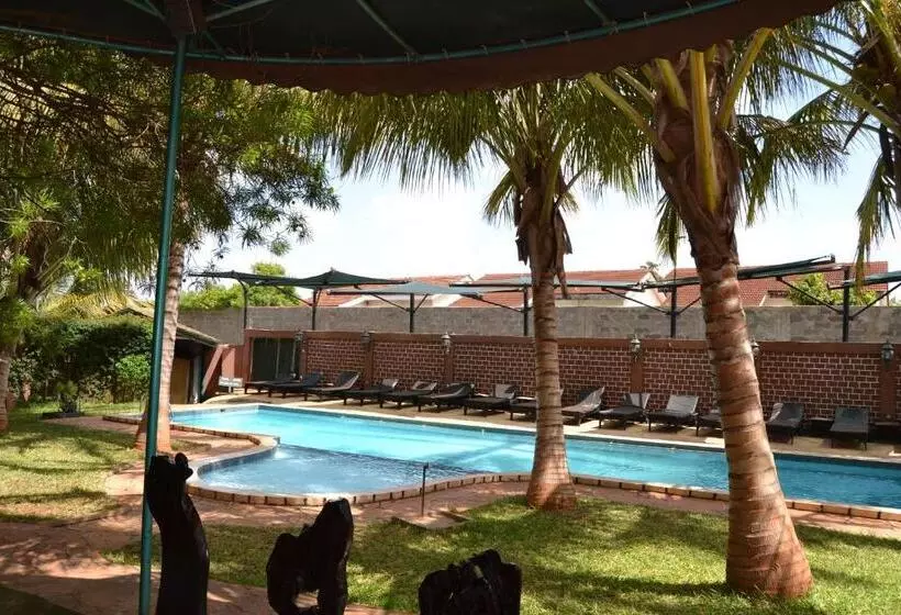 هتل Impala Safari Lodge