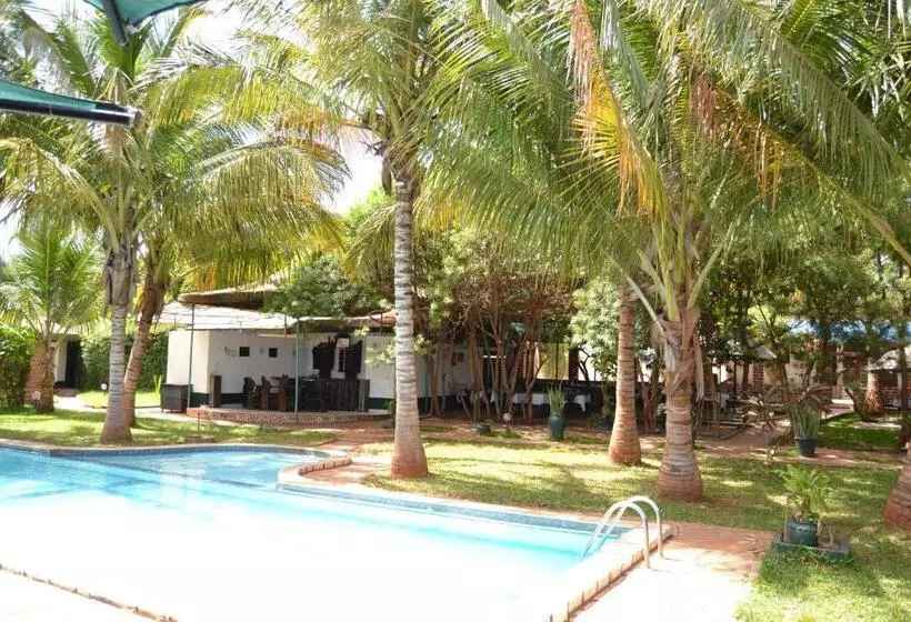 هتل Impala Safari Lodge