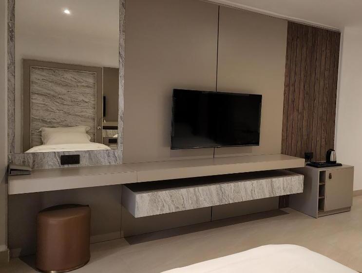 هتل Imperial Suites