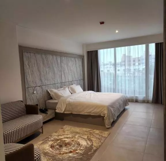 هتل Imperial Suites