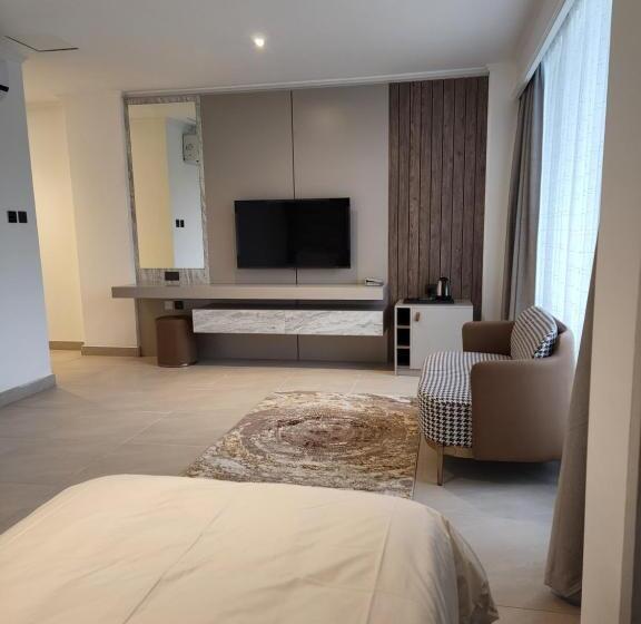 هتل Imperial Suites