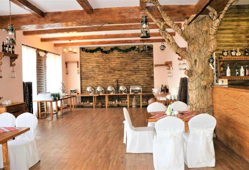 هتل Grace Kecharis