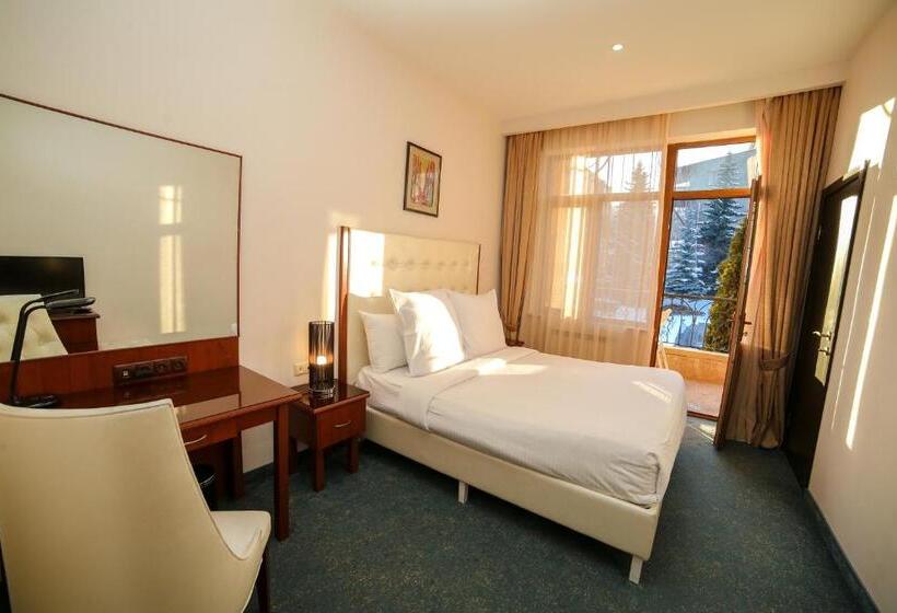 هتل Grace Kecharis