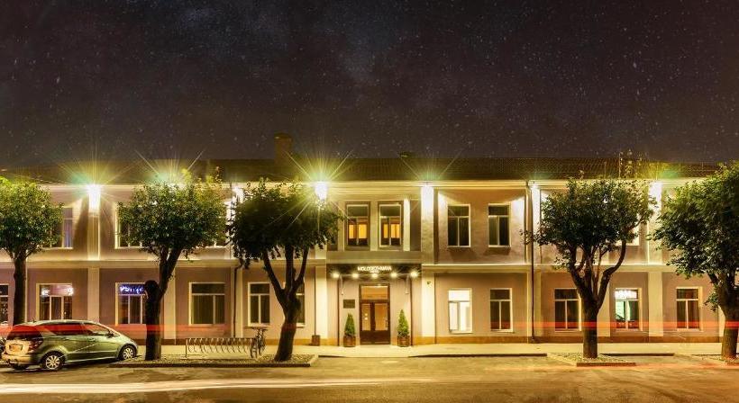 ホテル Molodezhnaya