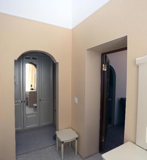 ホテル Molodezhnaya