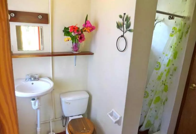 استراحتگاه La Familia Guest House And Natural Farm
