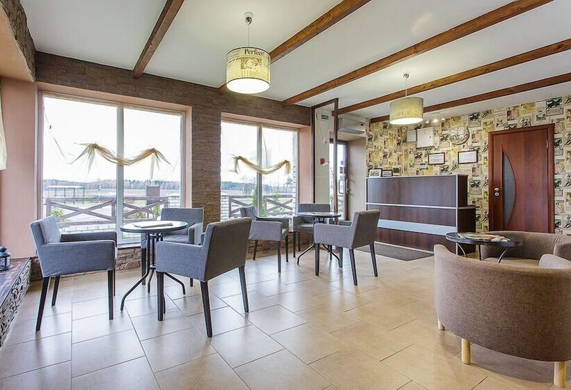 Mini Hotel Gastsinny Yard La Menska