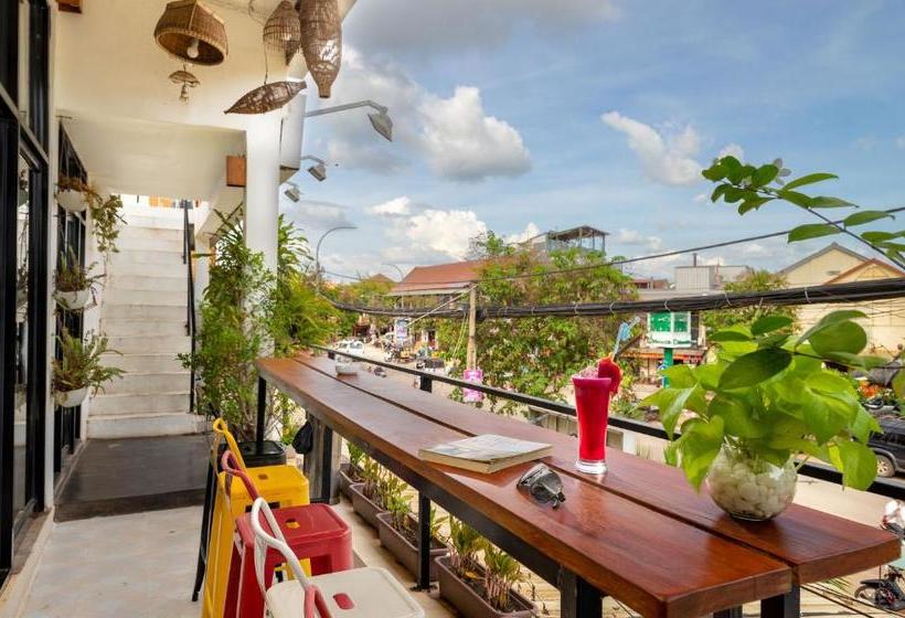 One Stop Hostel Siem Reap @ Pub Street