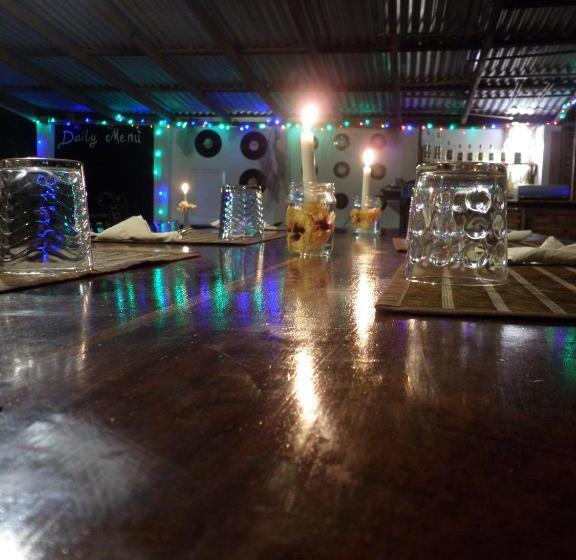 استراحتگاه La Familia Guest House And Natural Farm