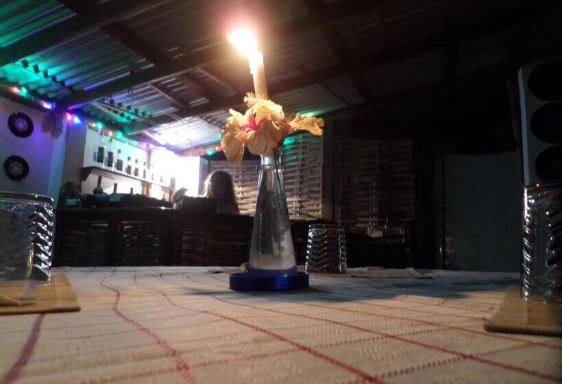 استراحتگاه La Familia Guest House And Natural Farm