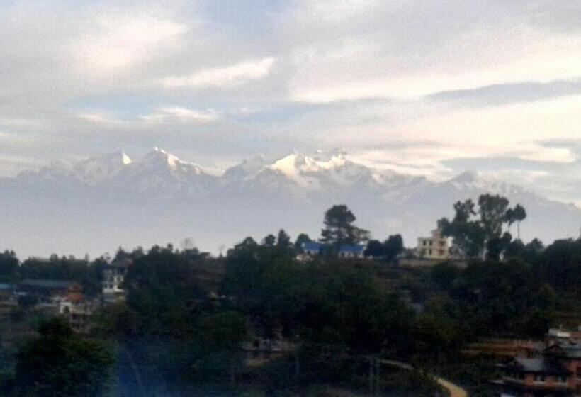 تختخواب و صبحانه Bandipur Samira Homestay   Experience The Best For Less