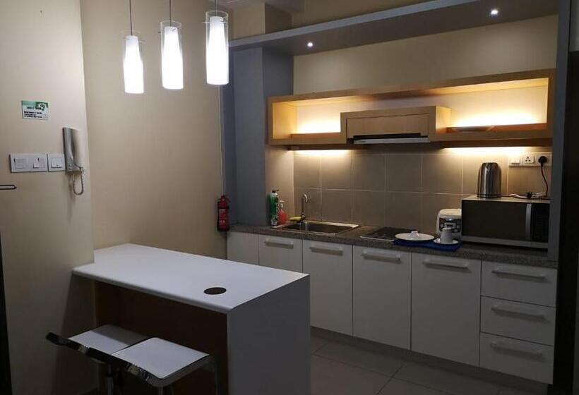 Hotel Shaftsbury Residence Cyberjaya With Free Parking & Netflix