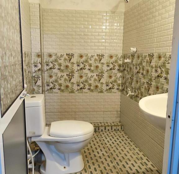 فندق Summer House Surf Inn