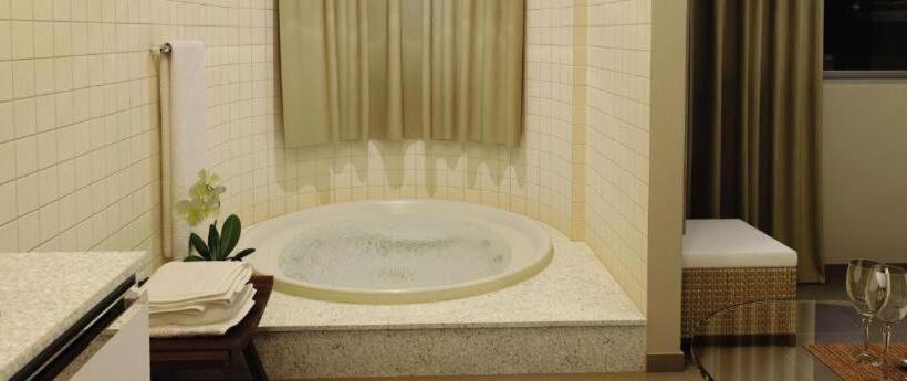 هتل Hot Springs B3