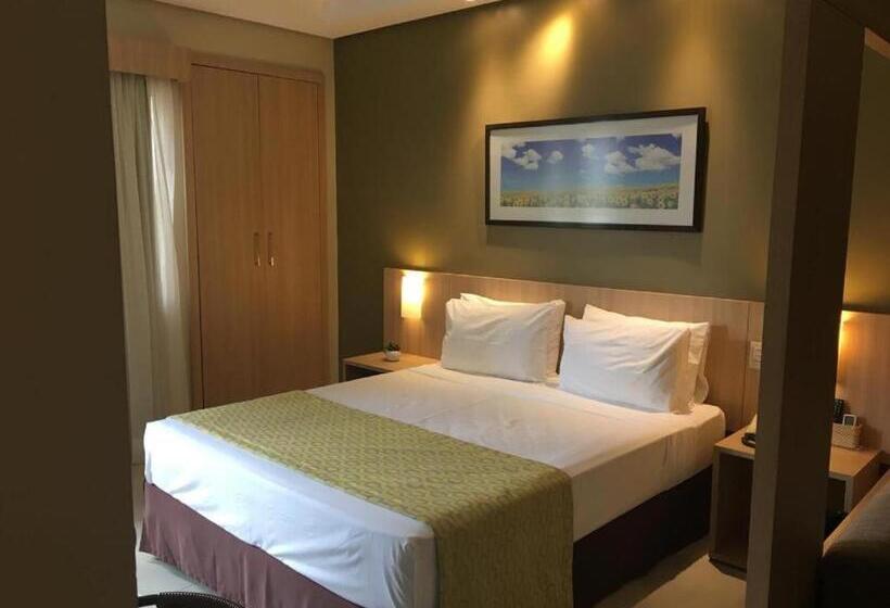 هتل Hot Springs B3