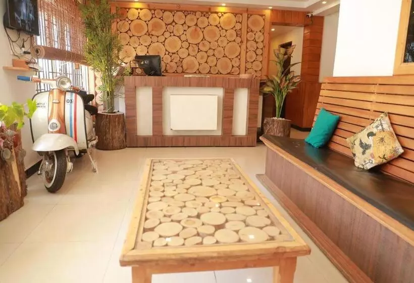 Hotelli The Woodlands Residency  Unmarried And Stag Groups Not Allowed