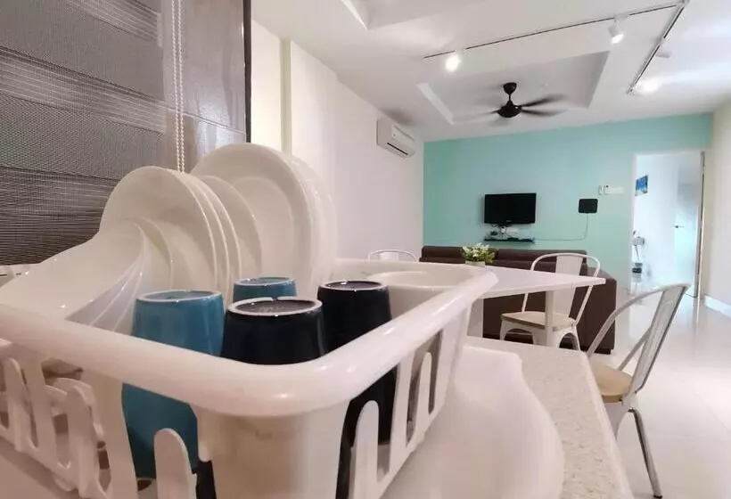Marina Island Lumut Homestay By Goopro