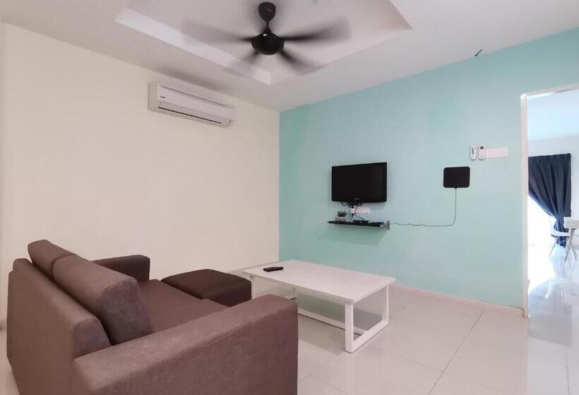 Marina Island Lumut Homestay By Goopro