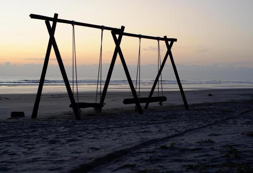 Timur Bay Seafront Residence By Damaifresh