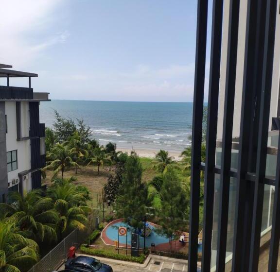 Timur Bay Seafront Residence By Damaifresh