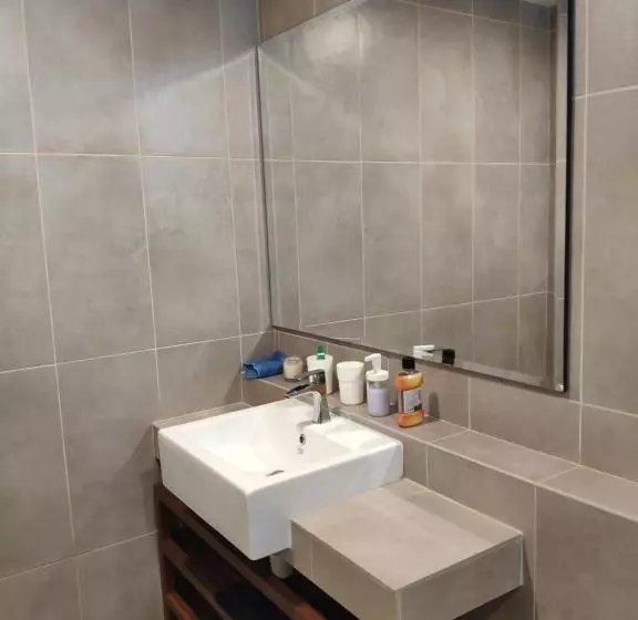 Timur Bay Seafront Residence By Damaifresh