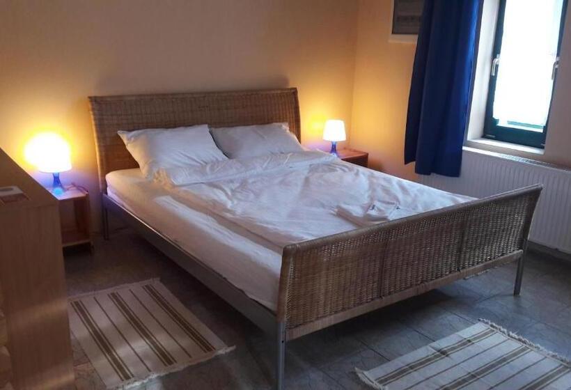 مبيت وإفطار Szalay Villa