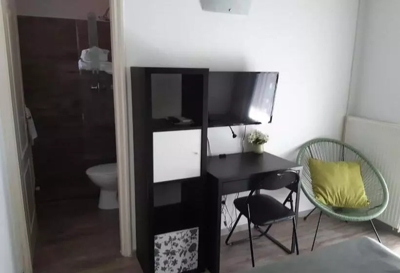 تختخواب و صبحانه Szalay Villa