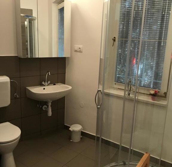 צימר Villa Astoria