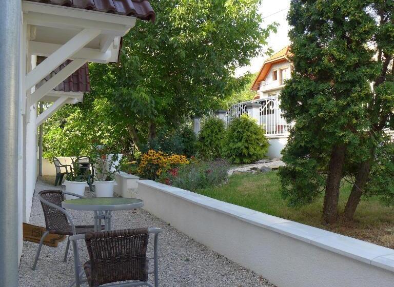 צימר Villa Astoria