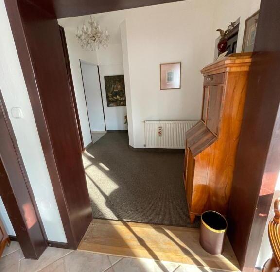 צימר Villa Astoria