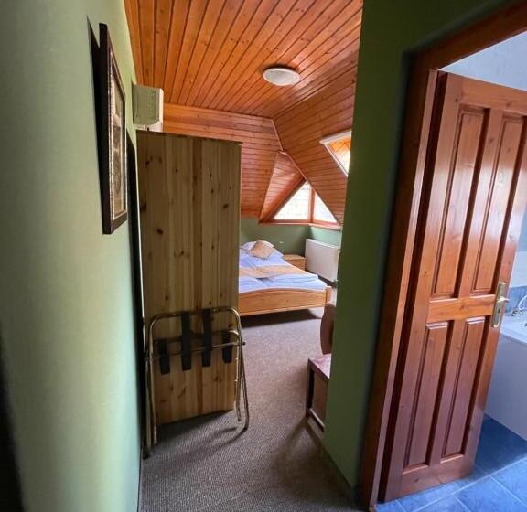 צימר Villa Astoria