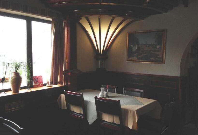 酒店 Alföld Panzio & étterem