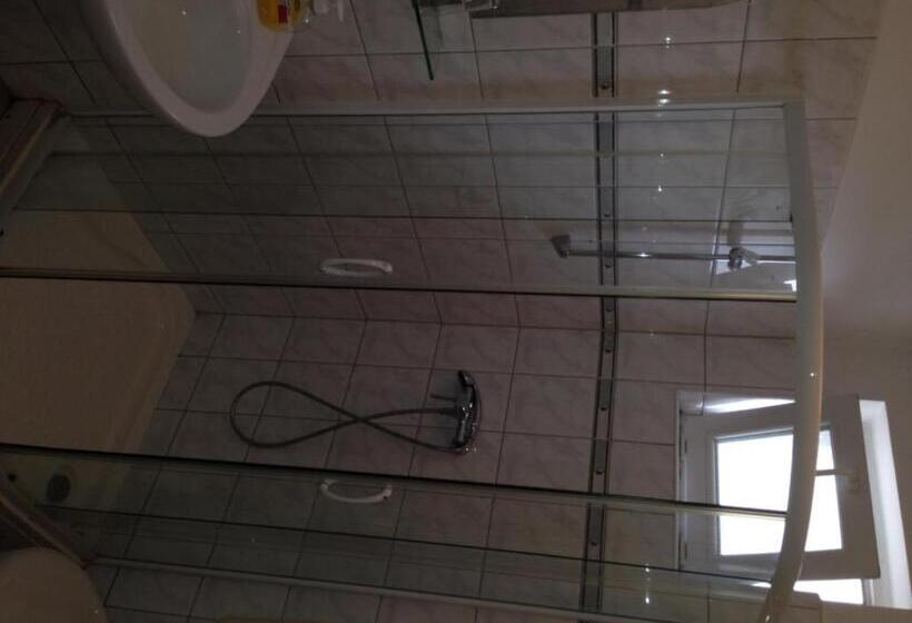 酒店 Alföld Panzio & étterem