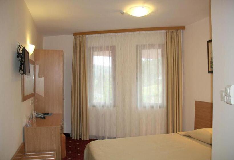 ホテル Coop Rozhen