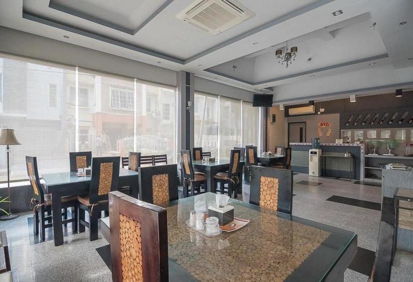 فندق Reddoorz Premium Near Harbour Bay Mall Batam 2