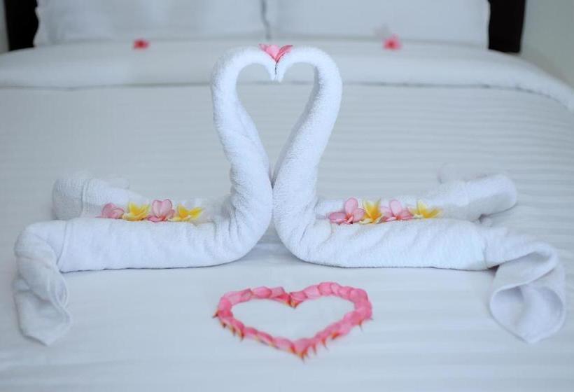 בית מלון כפרי Jazz Senggigi