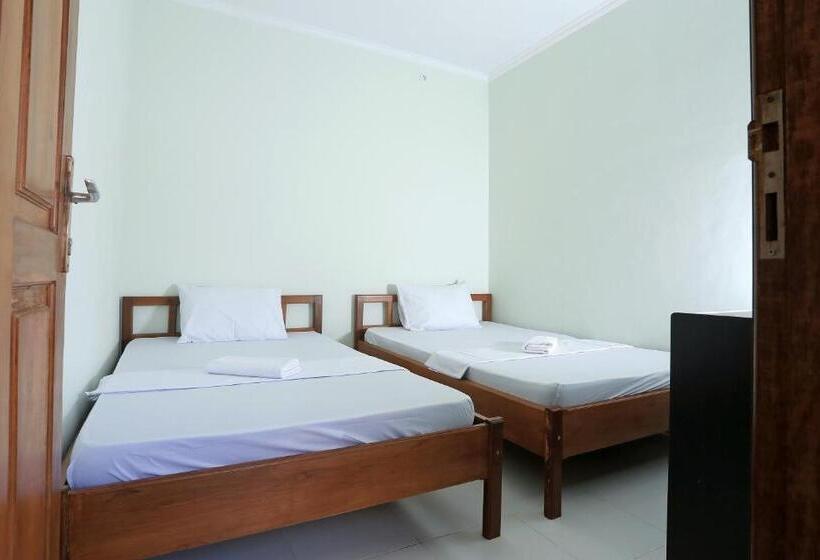 בית מלון כפרי Jazz Senggigi