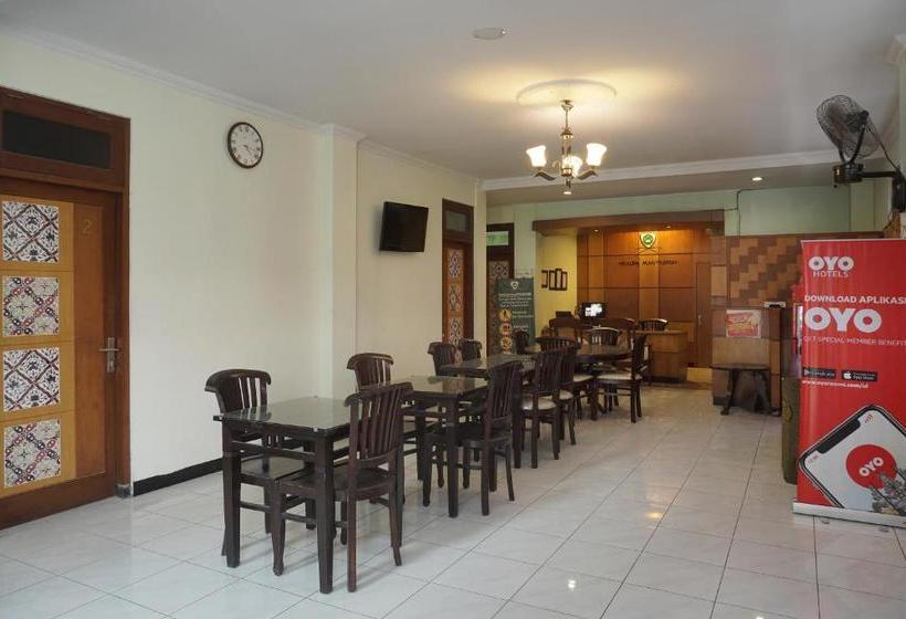 فندق Ndalem Mantrijeron